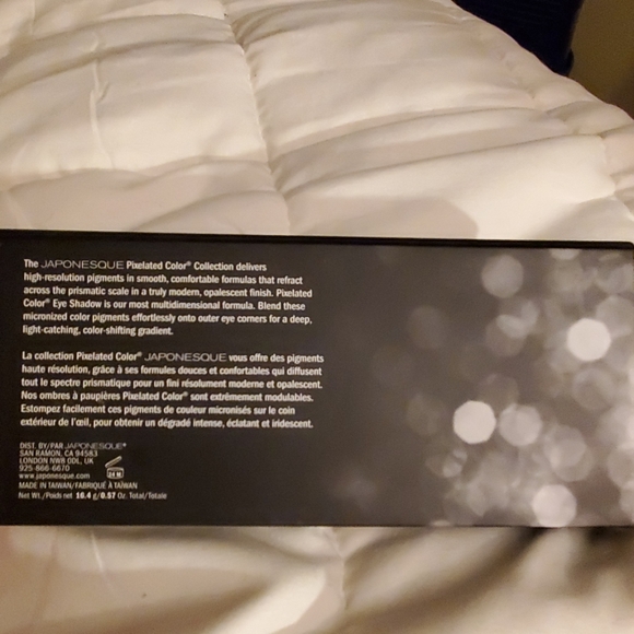 Japonesque Pixelated Color Eye Shadow Palette - Picture 6 of 6